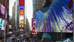 Punto neuralgico de la ciudad atiborrado de publicidad